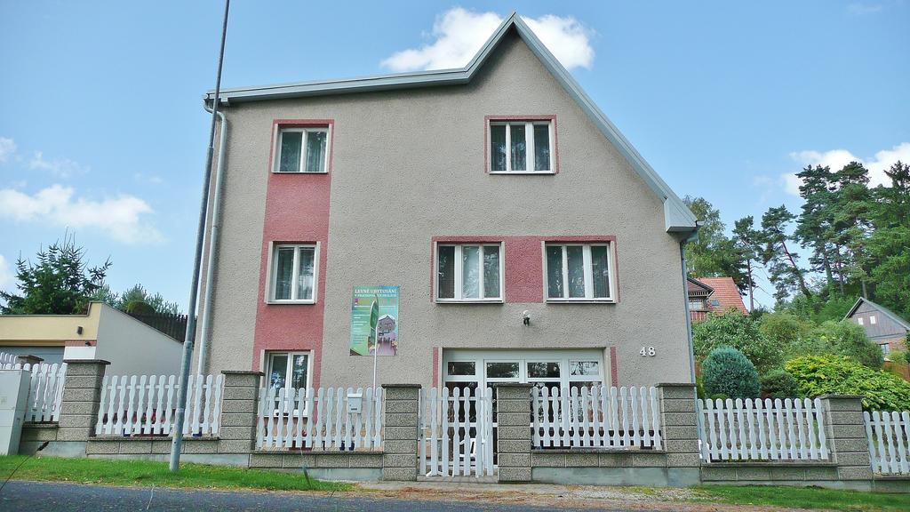 Penzion Prachov Jicin Luaran gambar